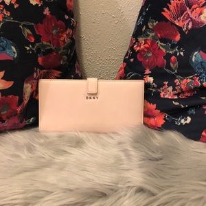 Beautiful envelope style wallet